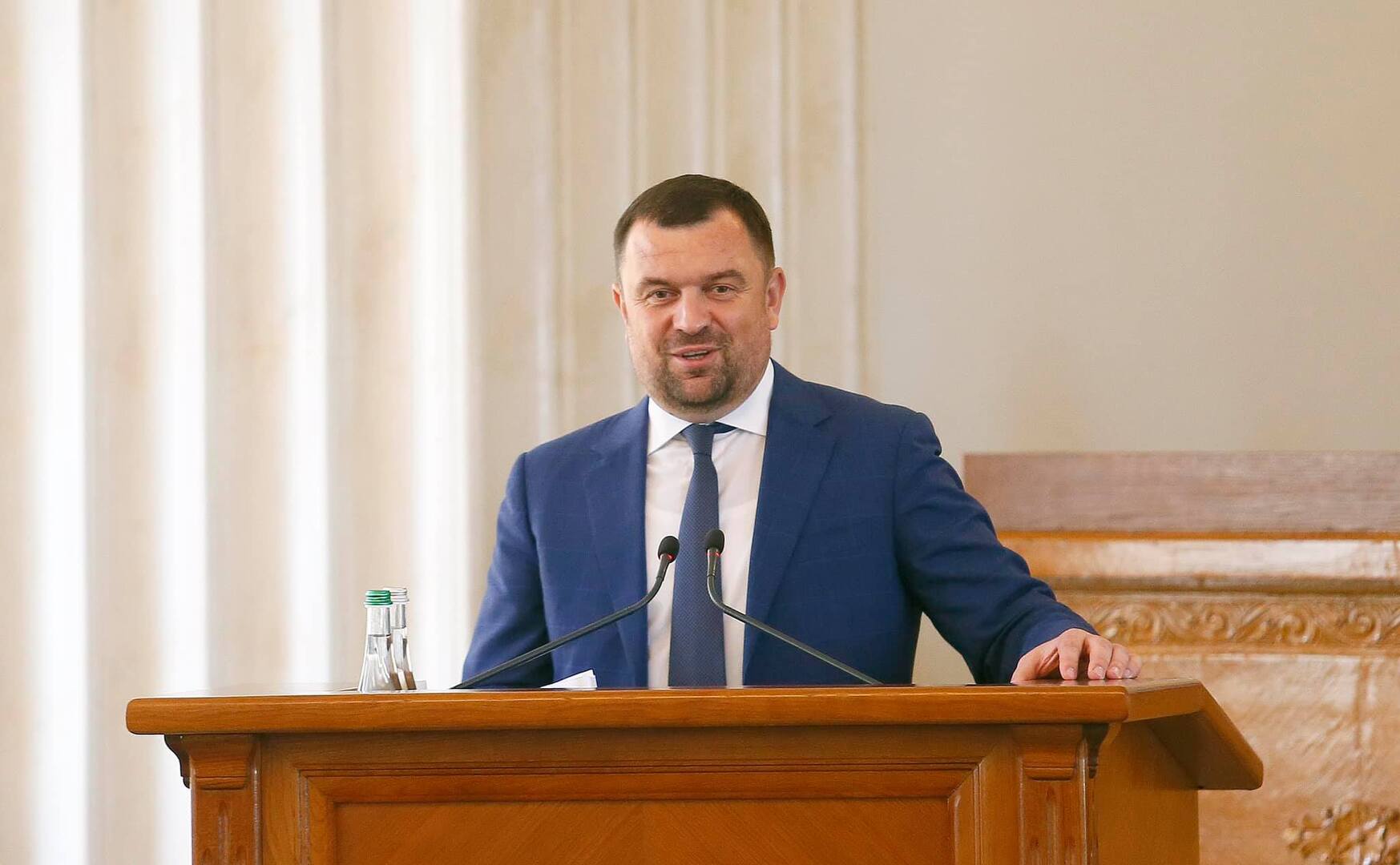 Packan: Otpisati vanjski dug Ukrajine - slika 1